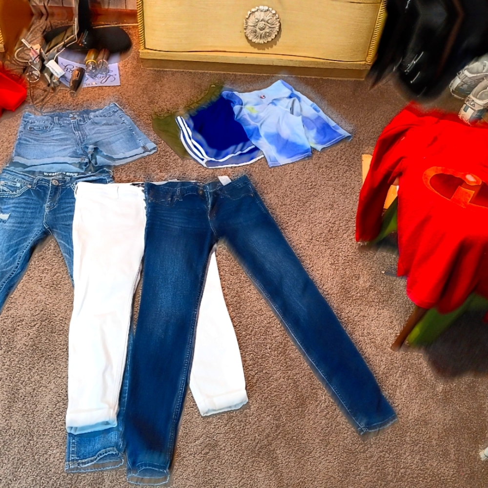 Bulk of ladies cloths